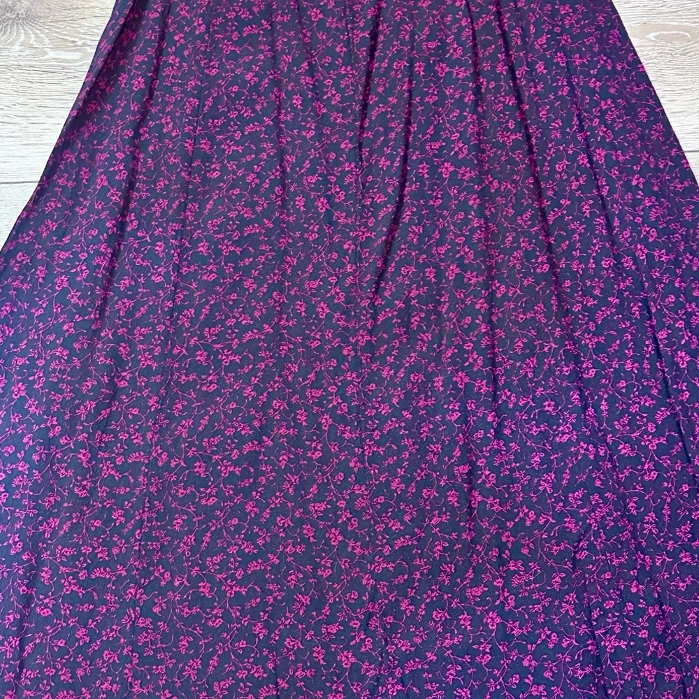 •Sold• Urban Outfitters Lindsey Floral Open Back Midi Dress - Picture 12 of 13